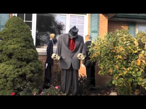 Local houses go all out for Halloween