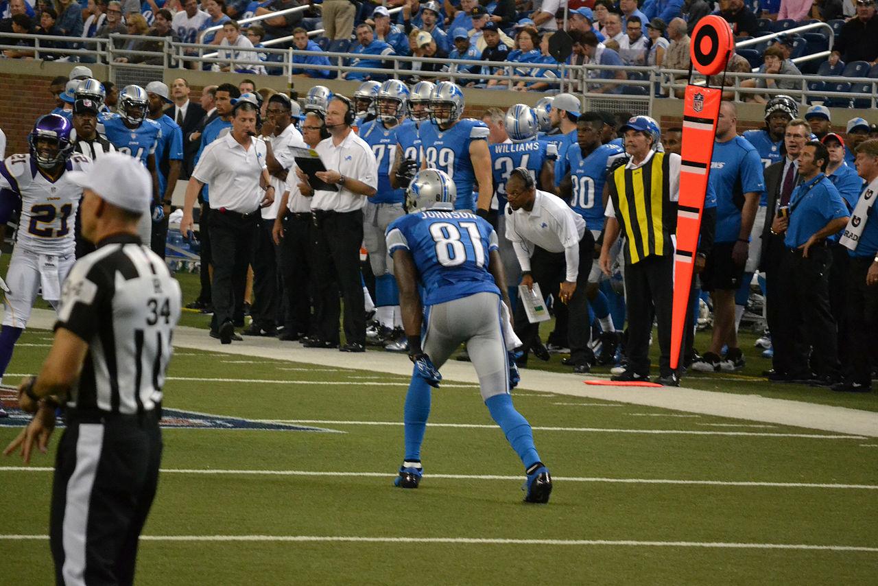 Two NFL offensive greats hang up the cleats
