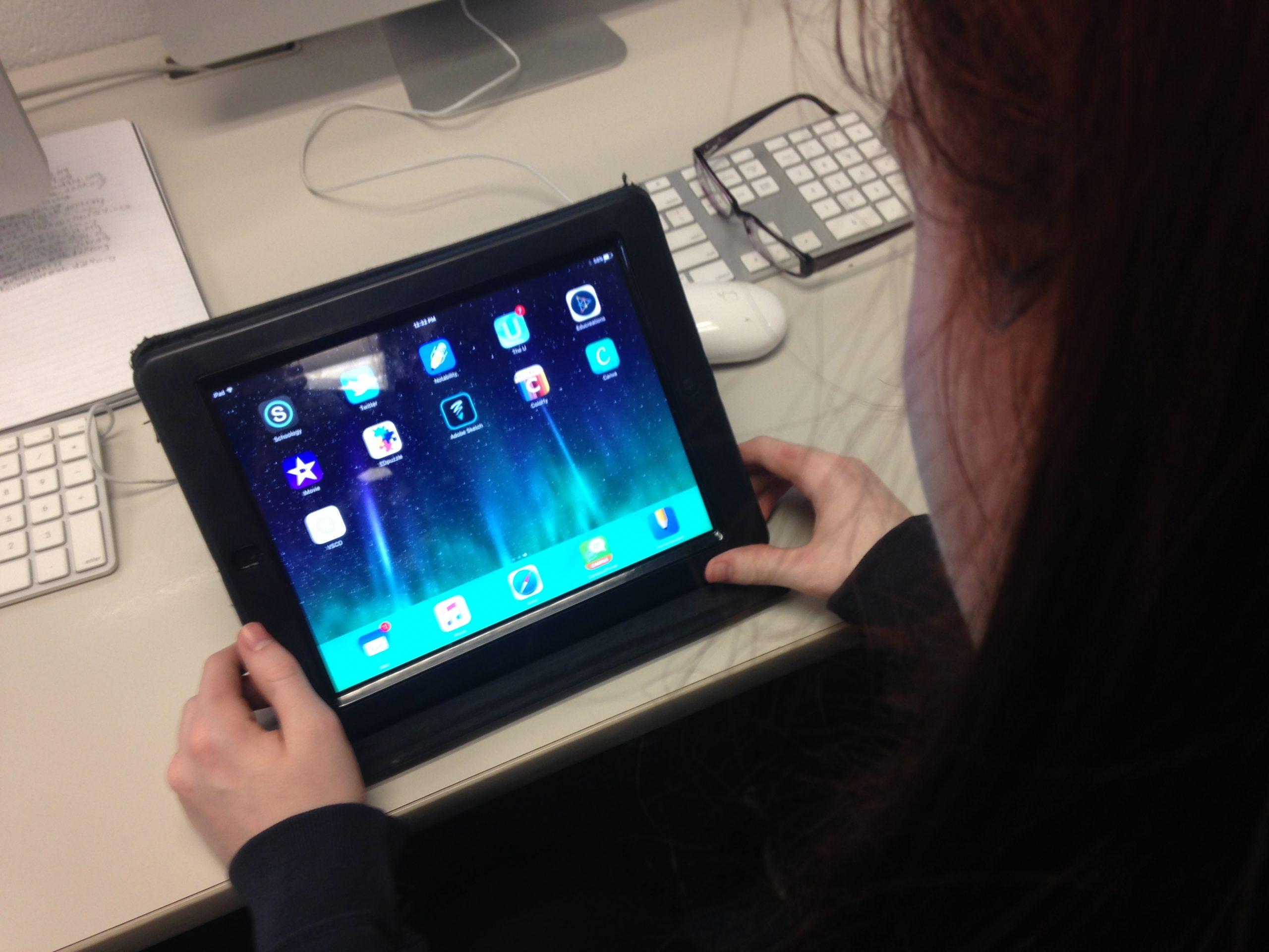 Apps for art advancement