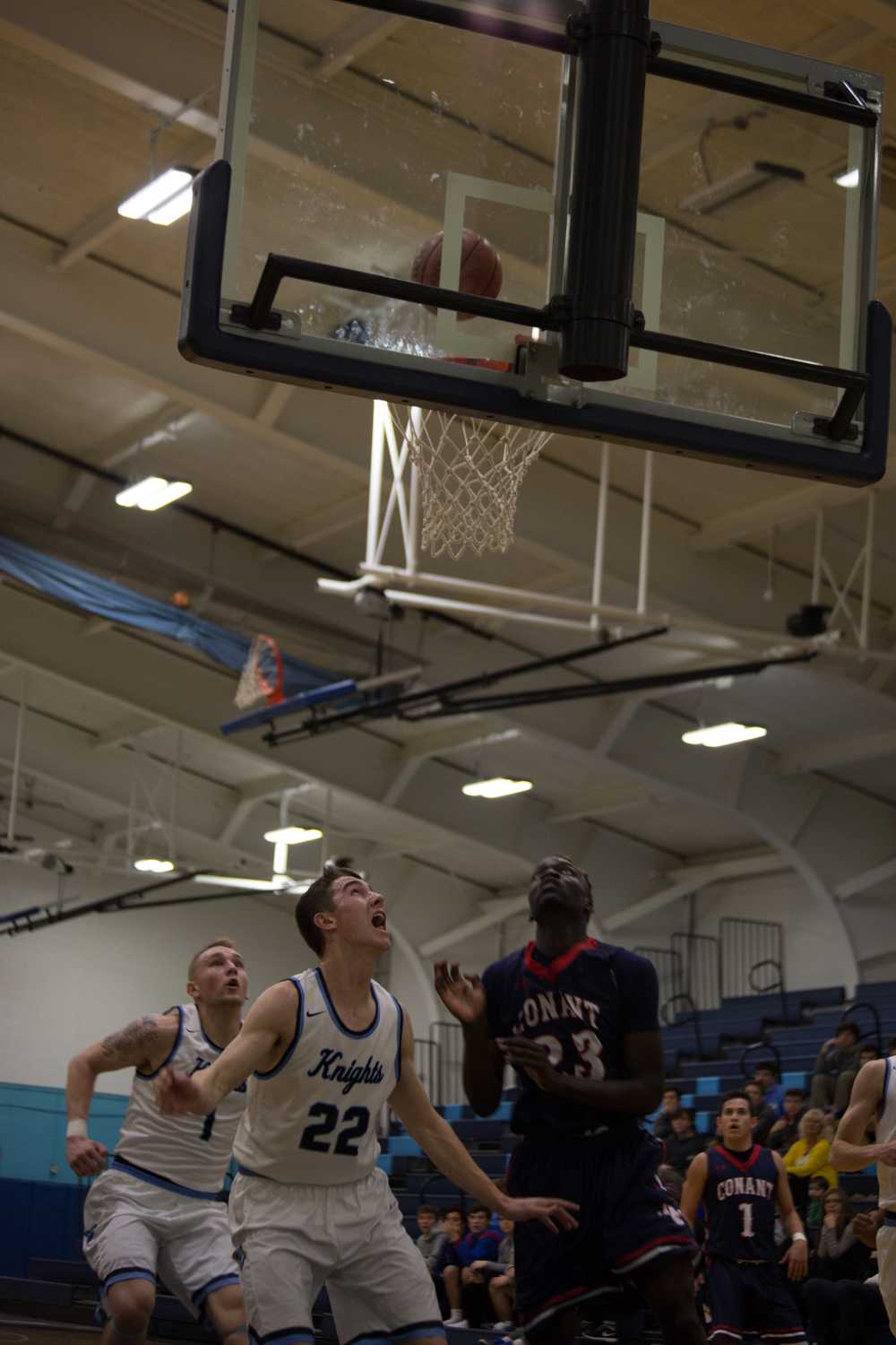 Photo album: boys' basketball game 1/10