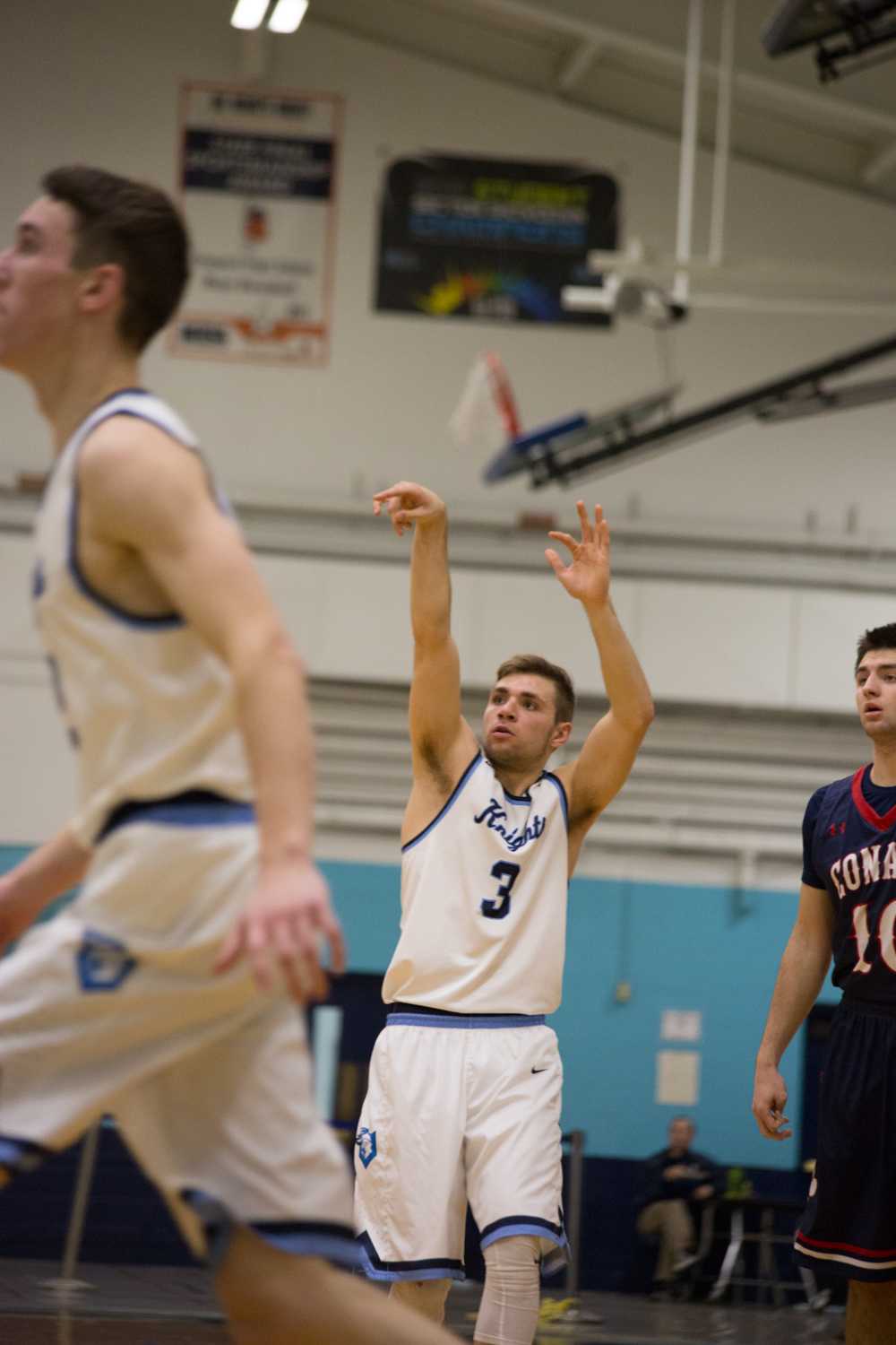 Photo album: boys' basketball game 1/10