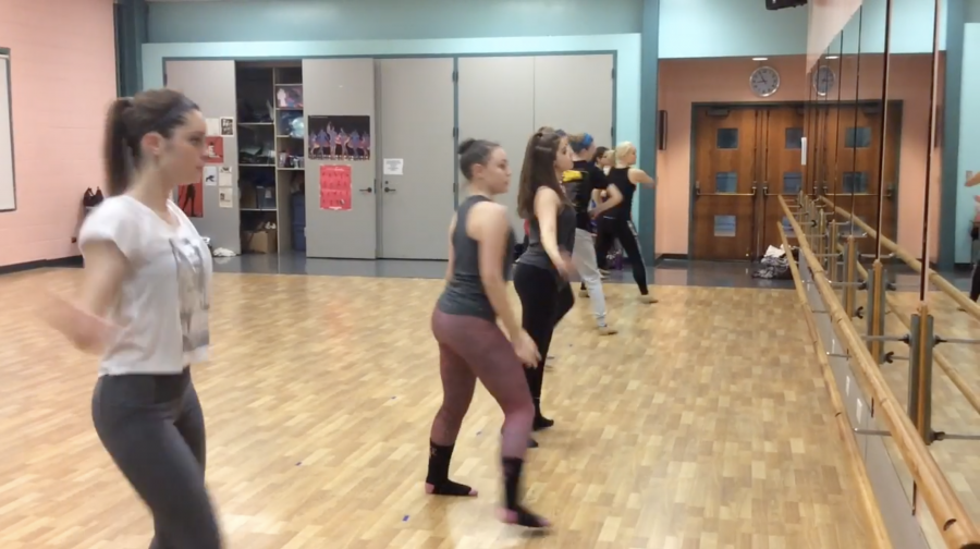 Professionals work with studio impulse dancers in Mt. Prospect