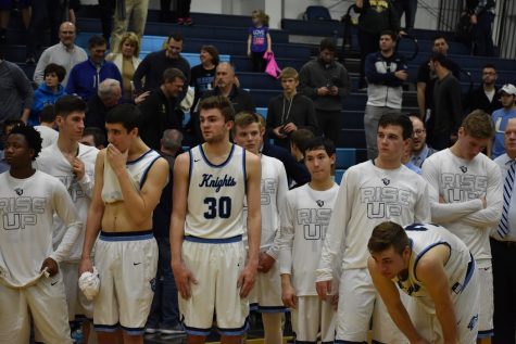 Boys’ basketball falls to Fremd in MSL Title Game