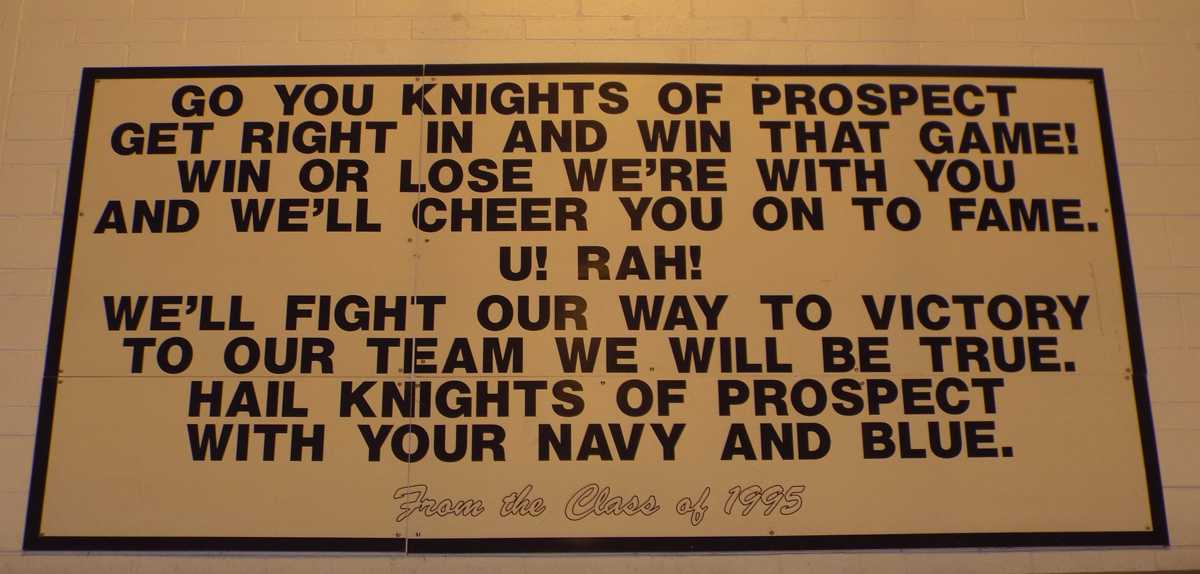 Students and teachers test their knowledge on fight song