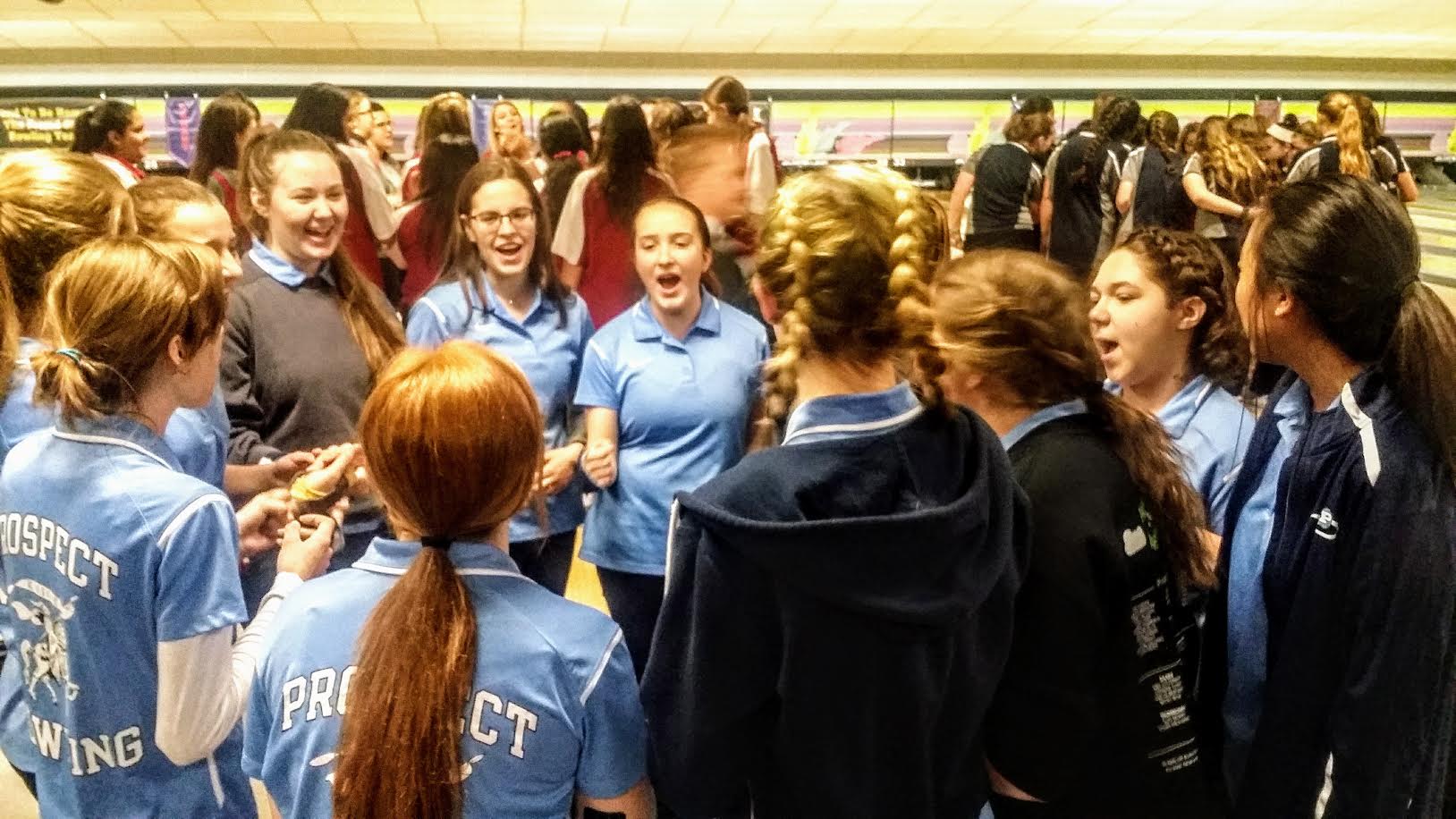 Girls’ Bowling prepares for upcoming season