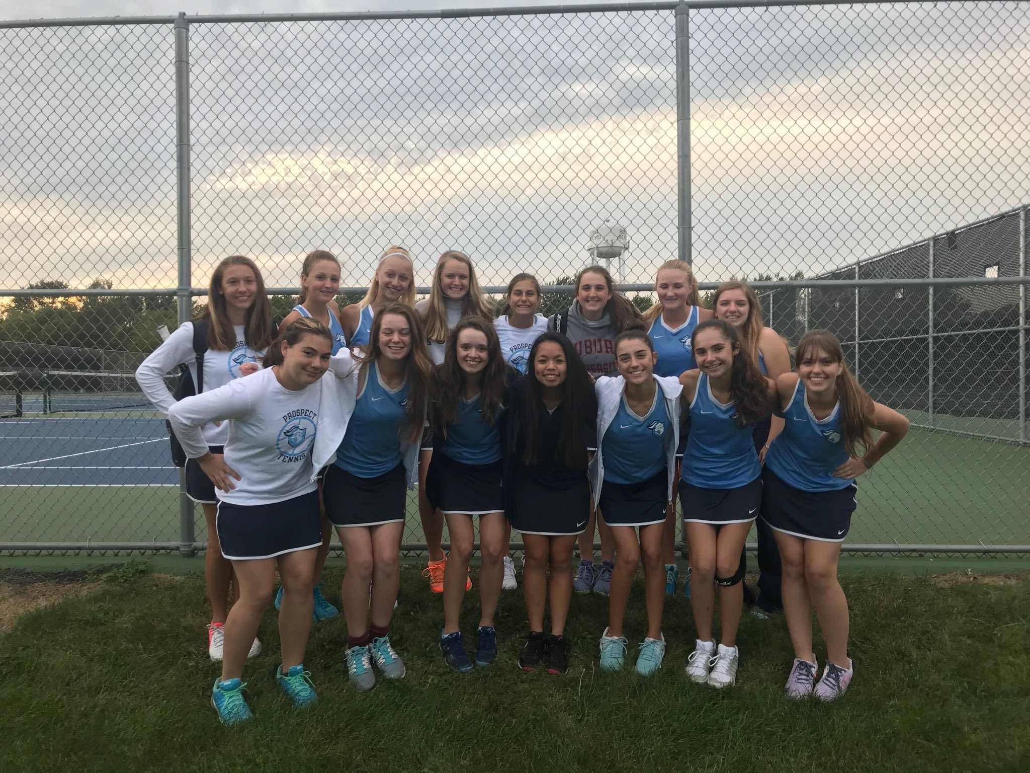 Girls&#039; tennis wins first east title since 2004