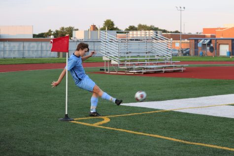 Boys Soccer drops conference opener
