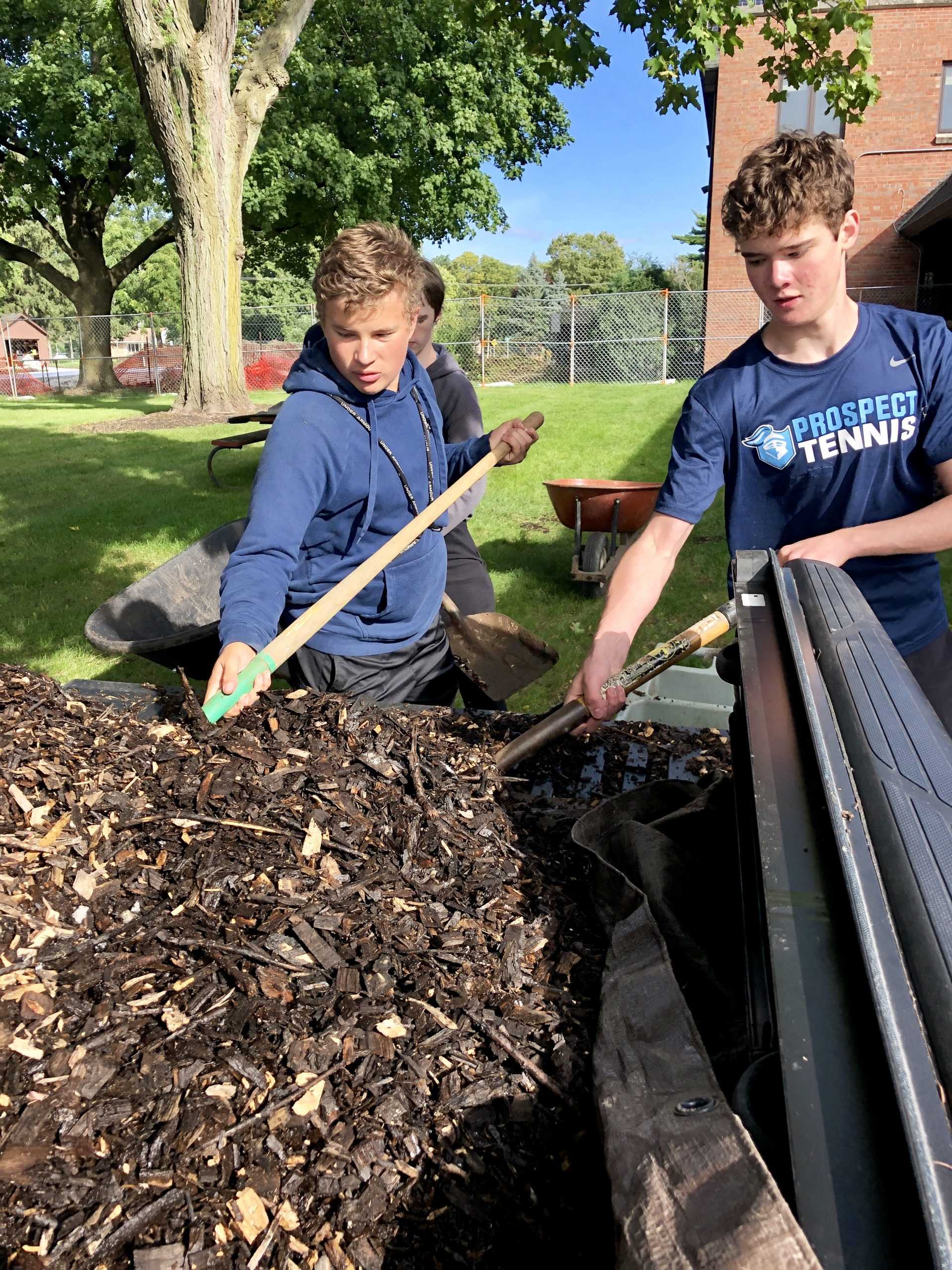 Photo Album: Prospect Gives Back