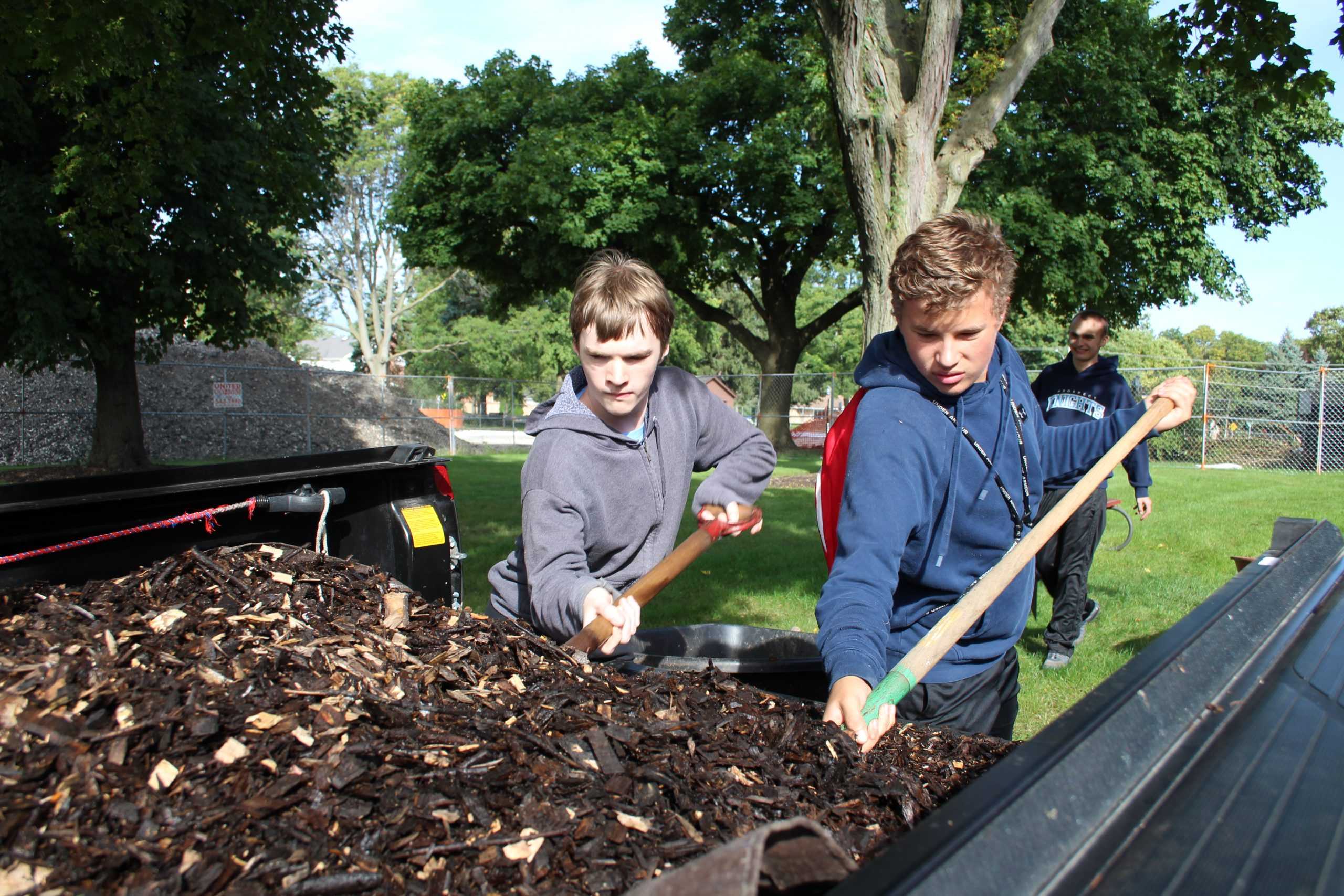 Photo Album: Prospect Gives Back