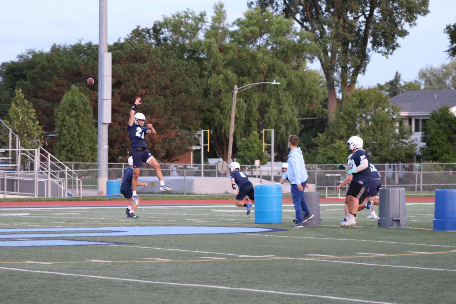 PHOTO ALBUM: FOOTBALL FALL CONTACT DAYS