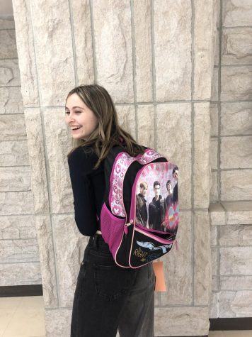 ProspectorNow Back pack to school with fun senior bags