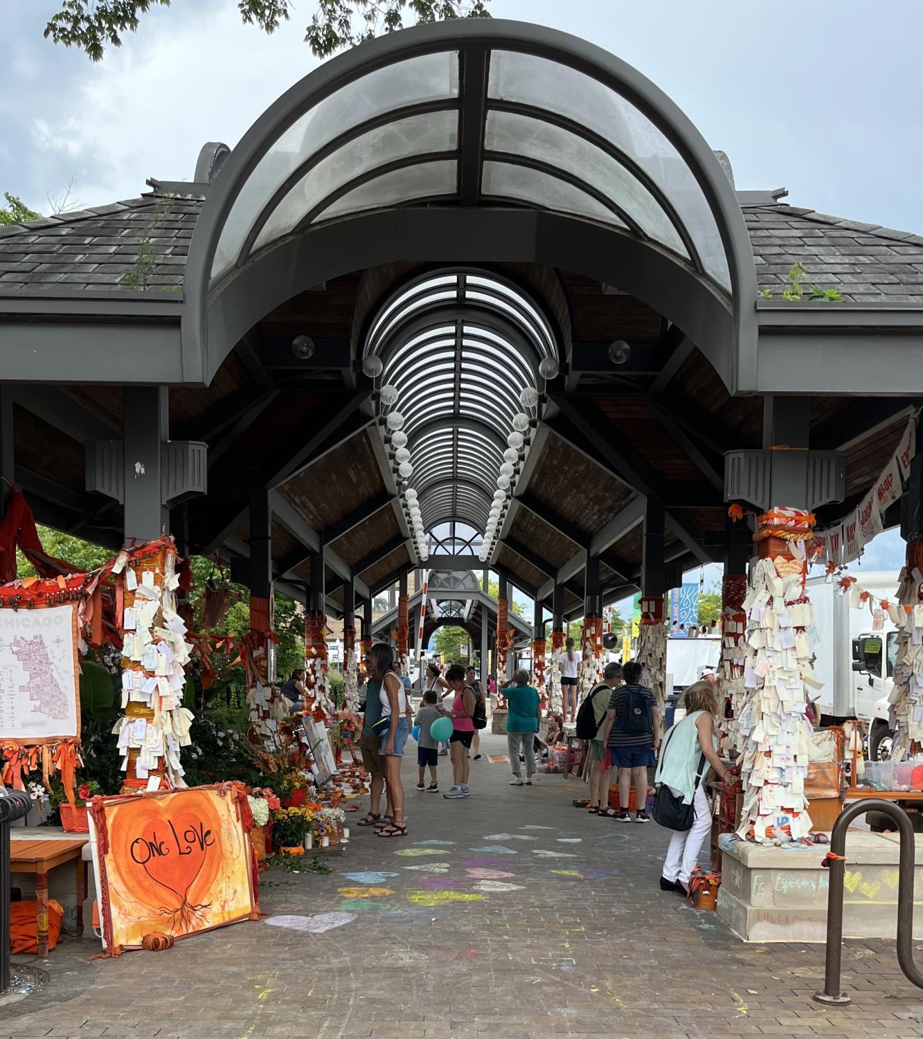 Highland Park memorial serves community