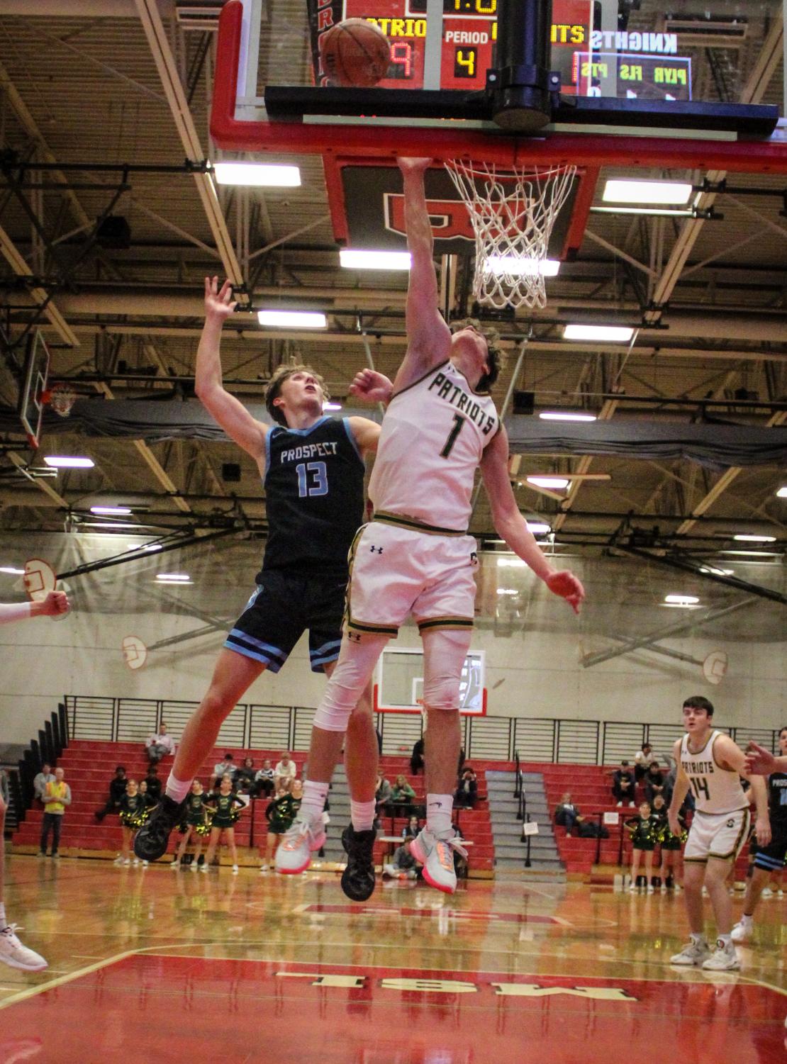 Schneider drills buzzer beater to top Stevenson in sectional semis