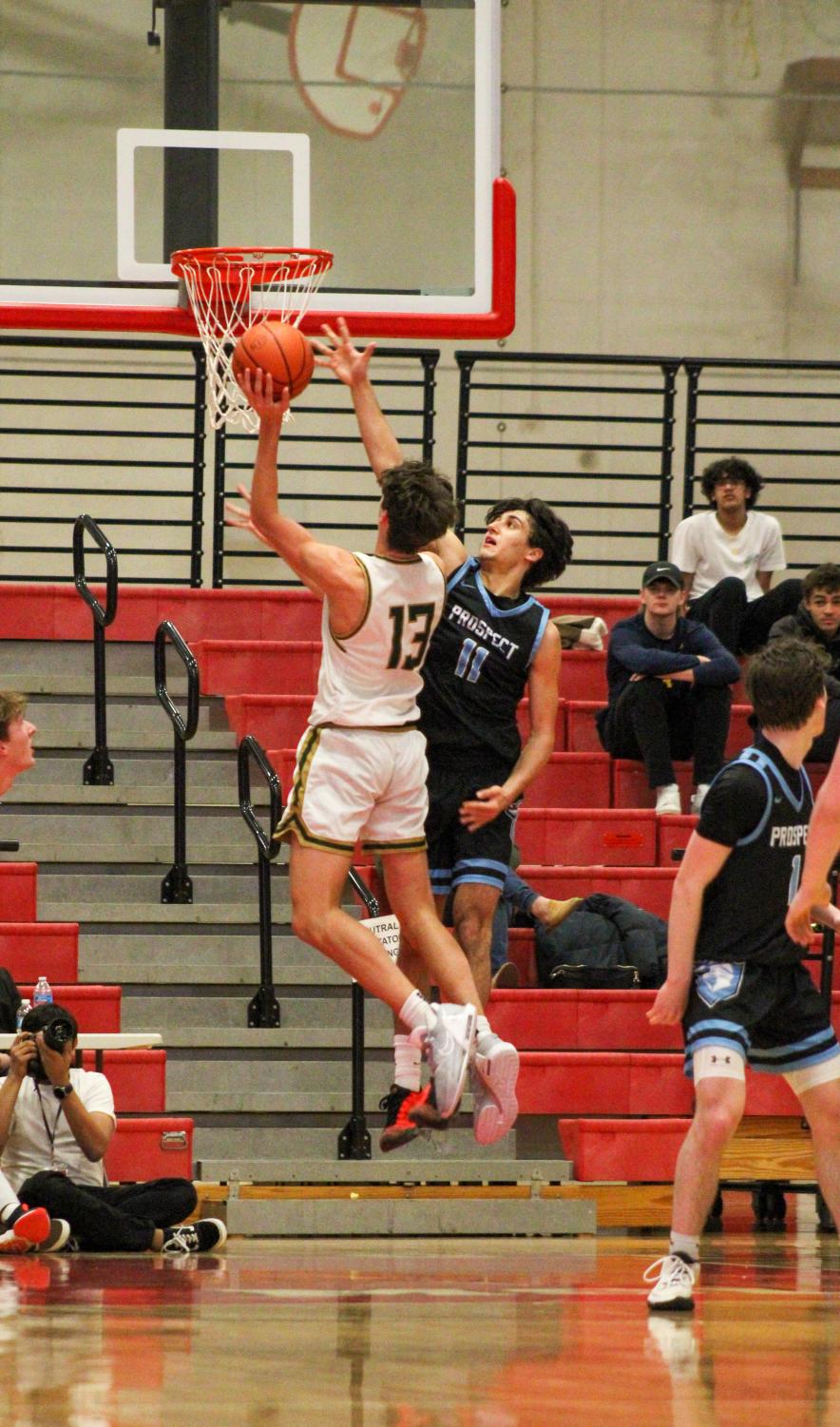 Schneider drills buzzer beater to top Stevenson in sectional semis