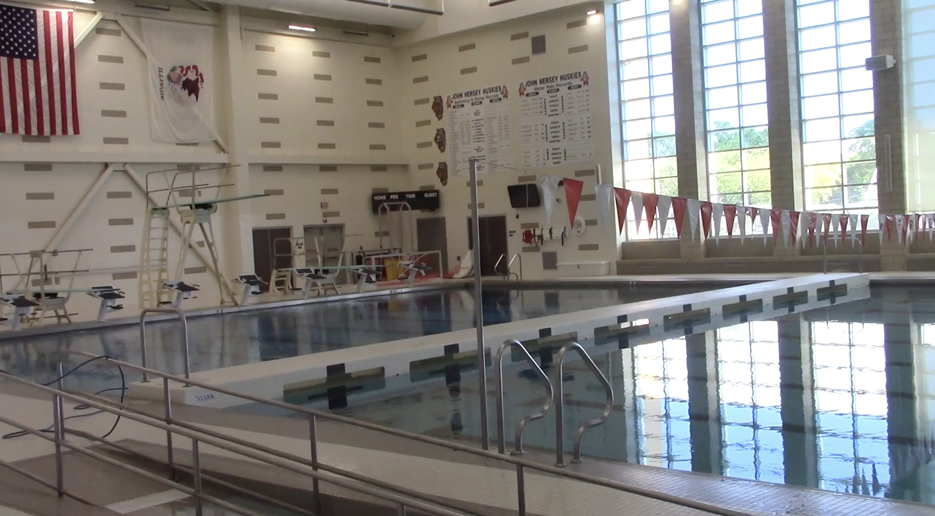 Students participate in swim gym in the Prospect pool (photo by Danny Martinez).