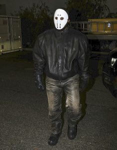 
Kanye West wears a hockey mask as part of new appearance in public (photo courtesy of Daily Mail). 