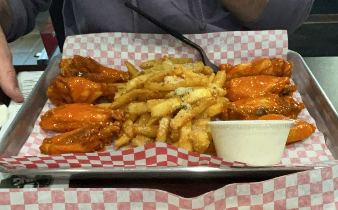 New wing restaurant hits the scene in Mount Prospect