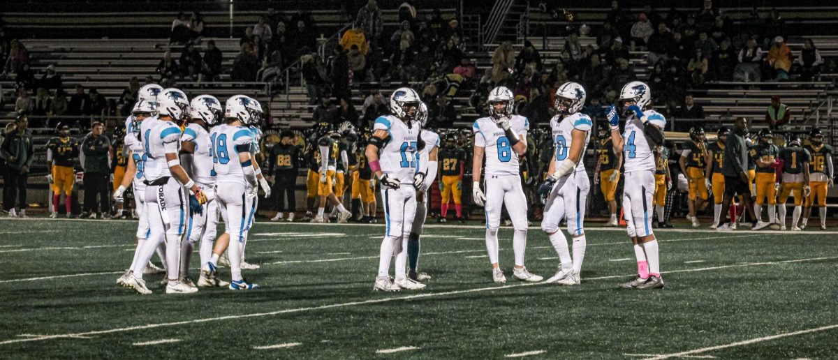 Prospect defense discusses before setting up on the line.