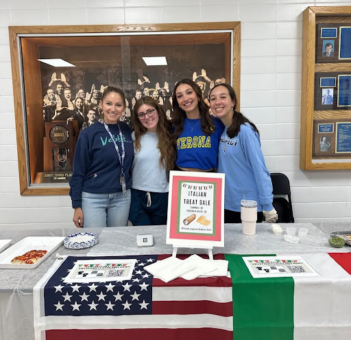 Italian students sell cannolis and focaccia outside of the cafeteria during Prospect’s first ever Italian week. (photo courtesy of @prospecthsitalian on Instagram)