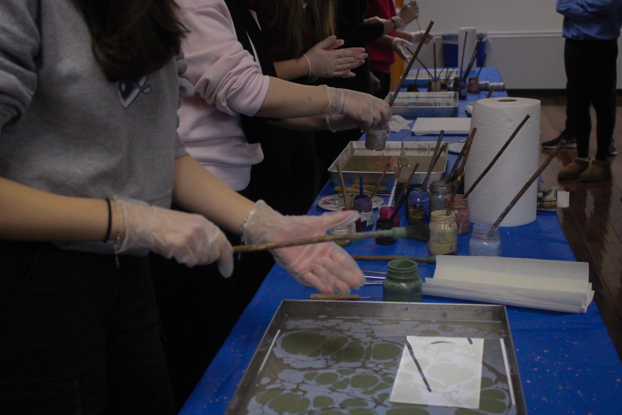 Humanities class tackles Ebru