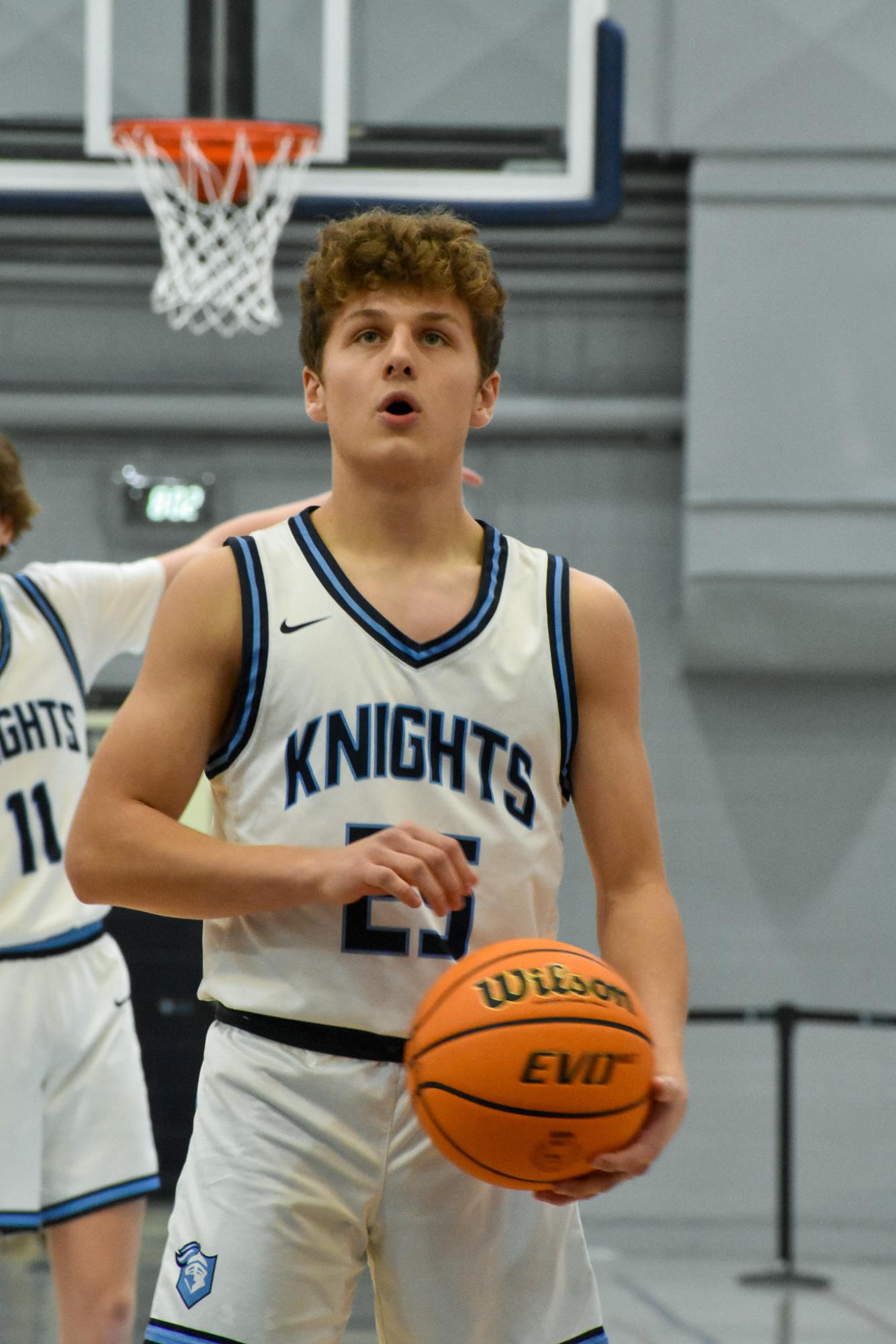 Boys basketball lose against Barington 47-61