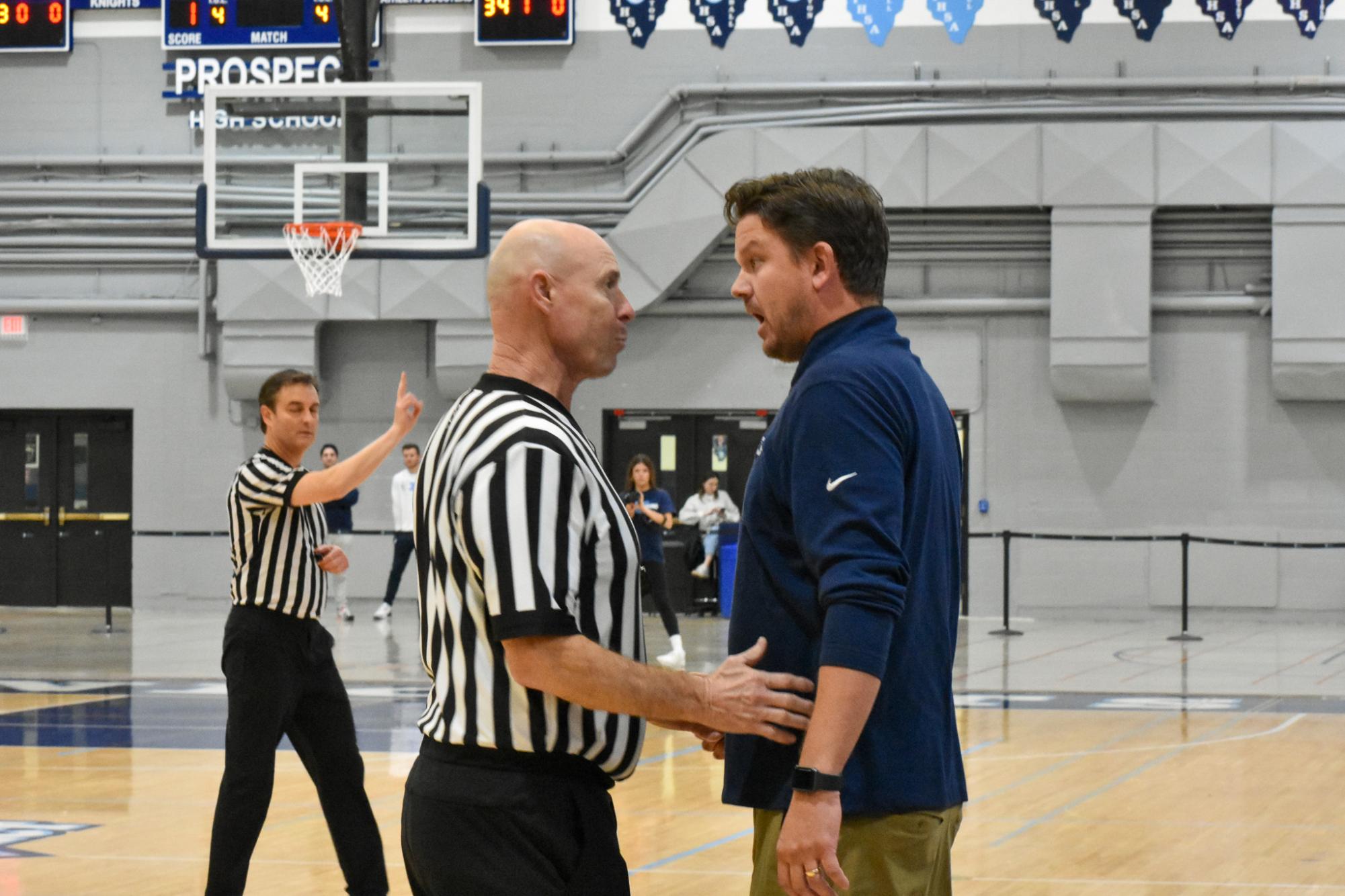 Boys basketball lose against Barington 47-61