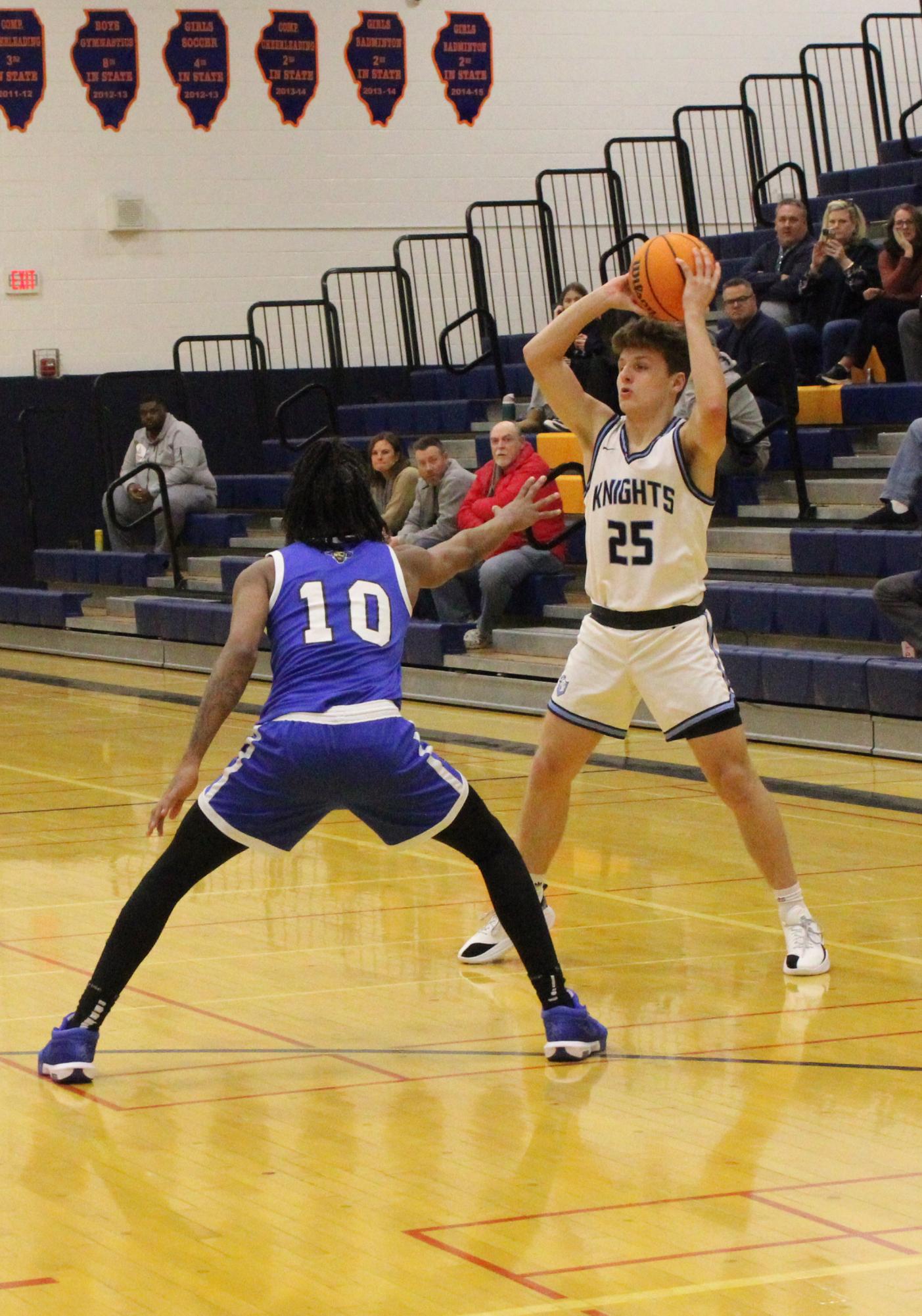 Boys basketball wins 63-59 over Proviso East during MSL/WSC crossover game