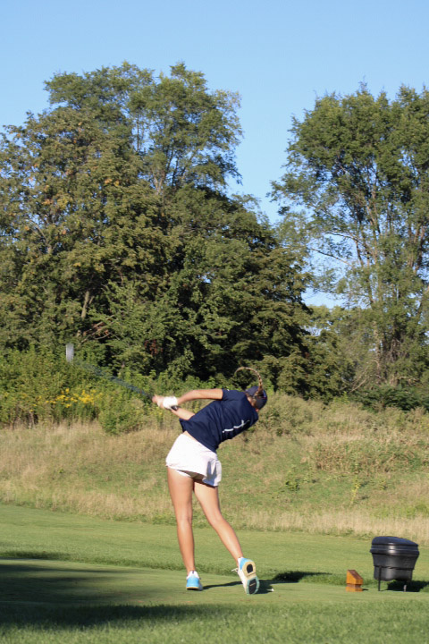 The girls’ golf team won a match against Hersey on Sep. 15 at Mount Prospect Golf Course. They won by 11 strokes, shooting a 181 against Hersey’s 192. 
