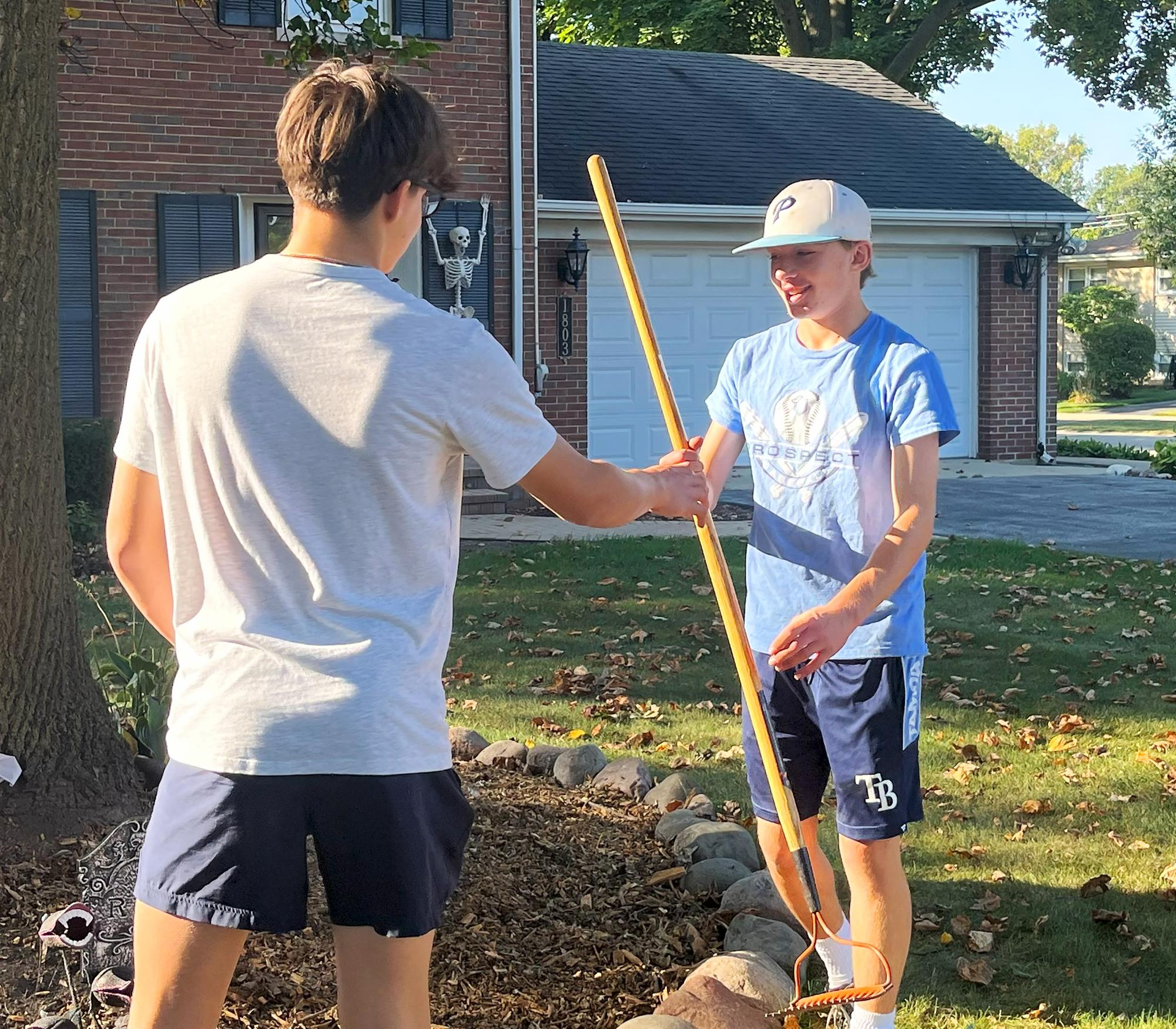 Photos: 10th Prospect Gives Back