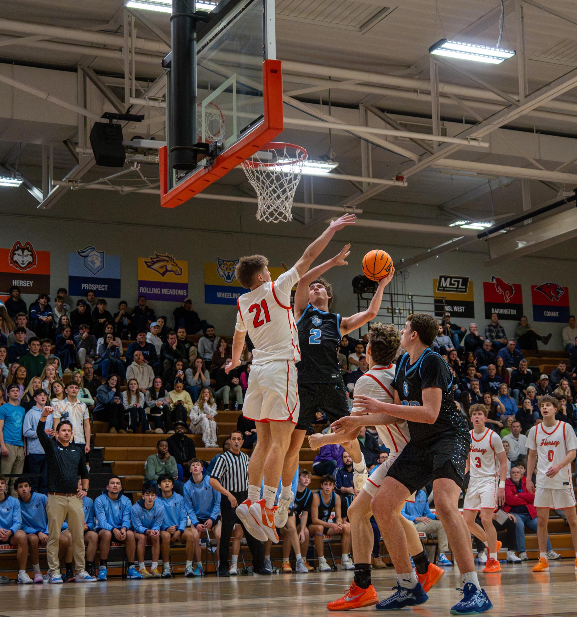 Boys basketball falls 55–37 to rival Hersey.